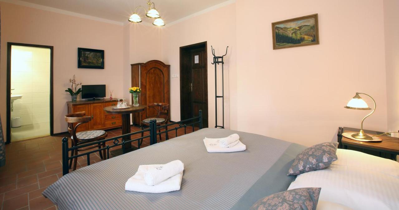 Penzion Na 15. Poledniku Hotell Jindřichův Hradec Eksteriør bilde